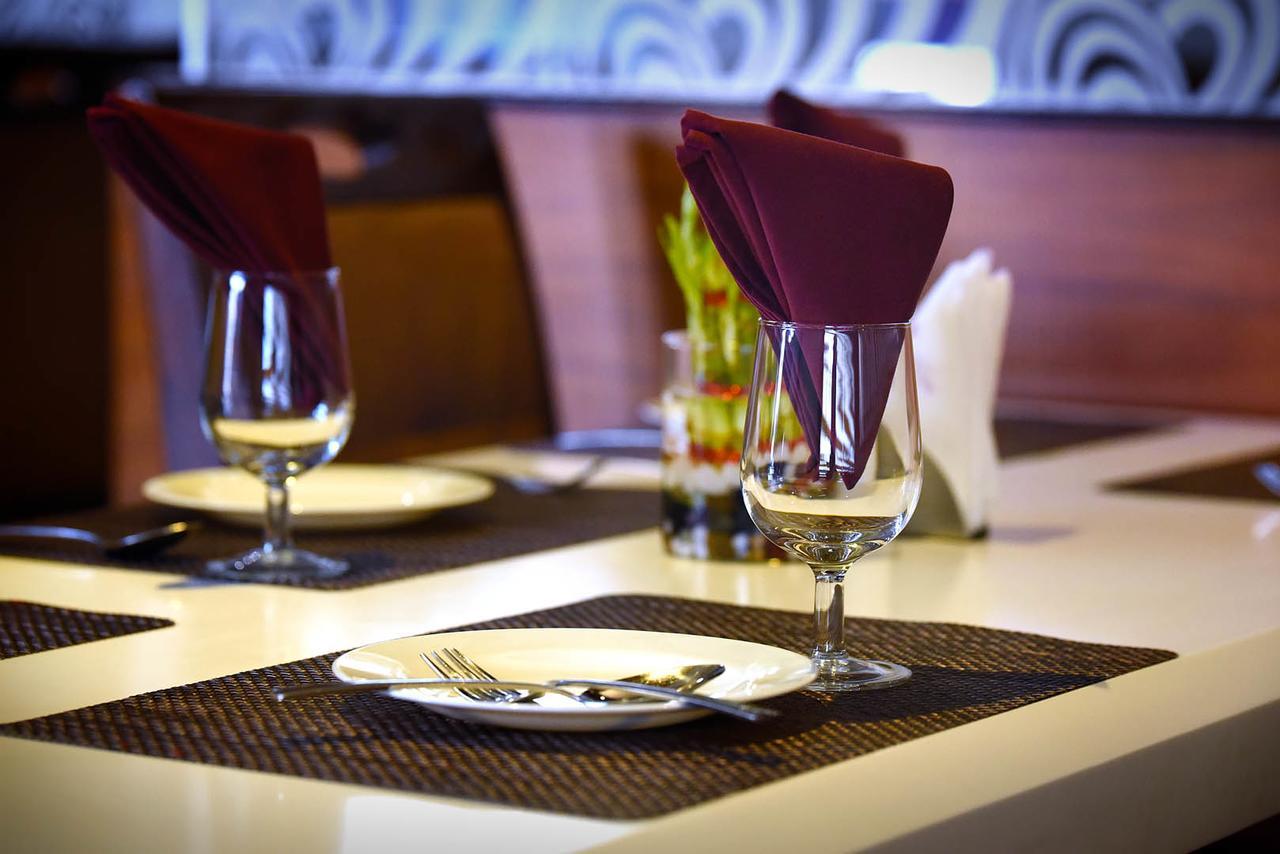 Jāmnagar Hotel Fortune Palace מראה חיצוני תמונה