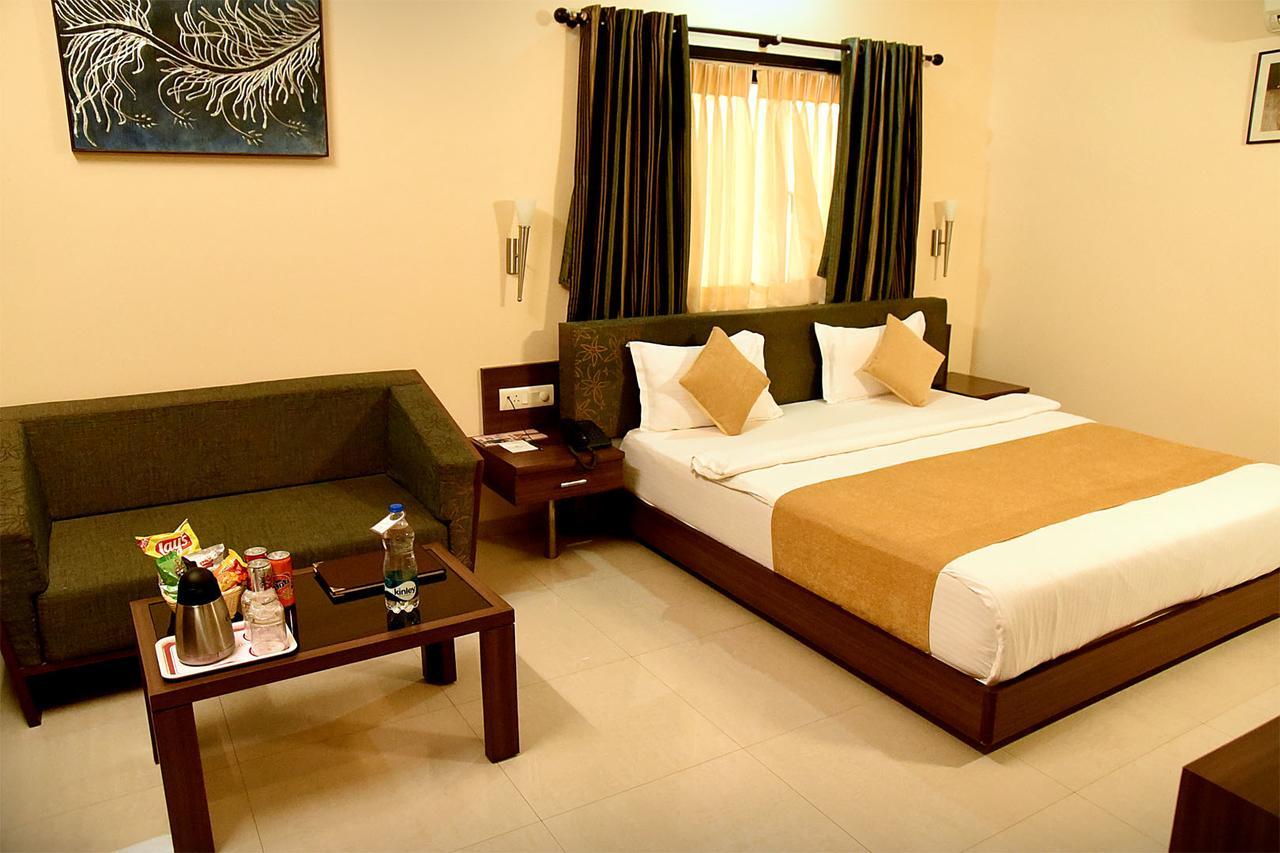 Jāmnagar Hotel Fortune Palace מראה חיצוני תמונה